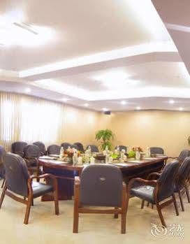 Spring City Garden Hotel Kunming Exterior photo